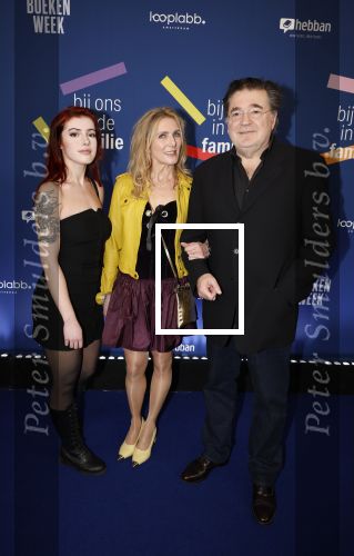 Amsterdam 15 maart 2024
Boekenbal in de stadschouwburg.  Leon de Winter met partner Jessica Durlacher en dochter