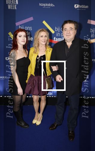 Amsterdam 15 maart 2024
Boekenbal in de stadschouwburg.  Leon de Winter met partner Jessica Durlacher en dochter