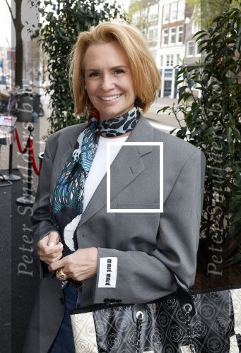 Amsterdam 27 maart 2024
Boekpresentatie Nino Wilkes in boom boom Chicago. leontine Ruiters kwam met een kennis