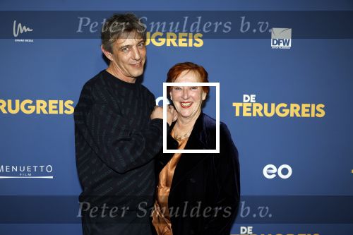 Rotterdam 13 maart 2024
Premiere de terugreis met oa Martin v Waardenberg en Leny Breederveld. Loes Luca en Art-Jan de Vries