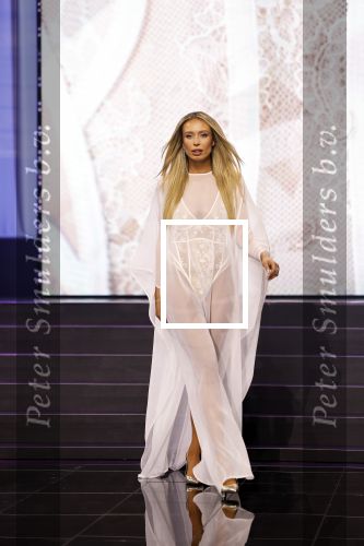 Amsterdam 5 maart 2024
Modeshow Hunkemoller in de westergasfabriek . Oa Loiza lamers loopt mee.