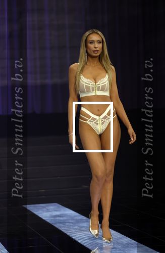 Amsterdam 5 maart 2024
Modeshow Hunkemoller in de westergasfabriek . Oa Loiza lamers loopt mee.