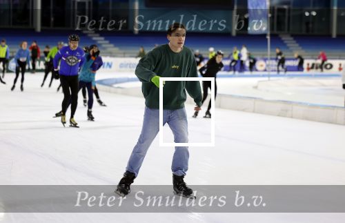 Heerenveen 24 maaart 2024
De hollandse 100 wordt dit jaar gereden in Thyalf . Aanwezig oa Prins Bernhard Prinses Annette Samuel v Vollenhoven Benjamin v Vollenhoven Prinses Margriet Mr Pieter v Vollenhoven Prins Maurits Lucas v Vollenhoven en  Prins Pieter Christiaan . Verder aanwezig Simon Keizer Bas Muijs (en vrouw) Marianne Timmer Benjamin Aslan Joy Beune Eduard Schaepman met zijn zoon en Rob Kamphues met vriendin.
