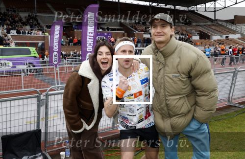 Amsterdam 16 maart 2024
Radio 538 run tbv het Prinses Maxima Centrum in het Olympisch stadion. Oa aanwezig 
Zangeres Maan Zangeres Karel Gerlach en Jeroen v Veen