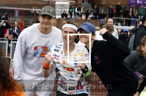 Amsterdam 16 maart 2024
Radio 538 run tbv het Prinses Maxima Centrum in het Olympisch stadion. Oa aanwezig 
Zangeres Maan Zangeres Karel Gerlach en Jeroen v Veen