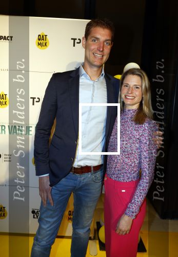 Den Bosch 23 maart 2024
Premiere ver van je bed in theater de Parade. Maarten v d Weijden met zijn vrouw