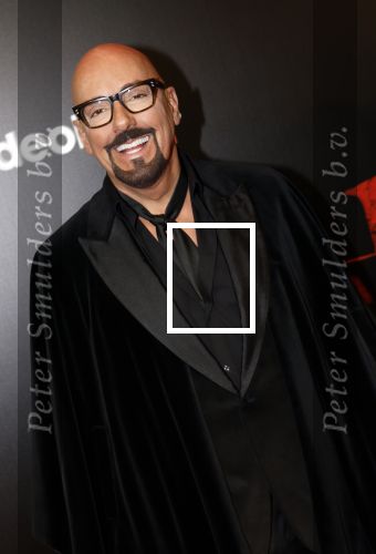 Amsterdam 18 maart 2024
Premiere Spinx in Pathe Tuschinski met in de cast oa Andrea Vass Benja Bruijning Chardonnay Rillen Delilah Warcup v Eyck Eva v Heijningen Marvcel Hensema Rami Kooti Arab Rifka Lodeizen Sallie Harmsen en Sil v d Zwan. Maik de Boer en Joshua Luza