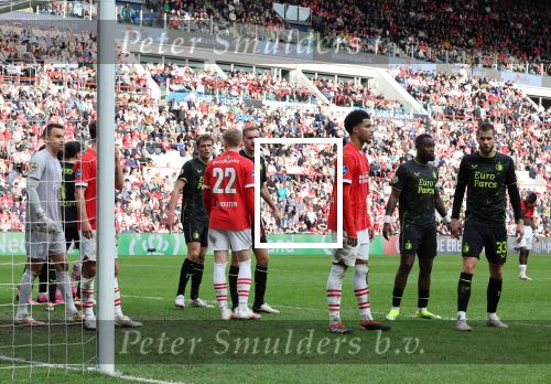 Eindhoven, 3 maart 2024 PSV-Feyenoord, eindstand 2-2 
Kompetitie Seizoen 2023-2024
Malik Tillman Thomas Beelen Mats Wieffer Quilindschy Hartman David Hancko en Timon Wellenreuther