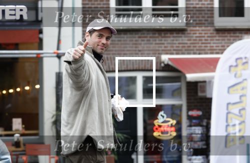 Amsterdam 21 maart 2024
Manuel Broekman haalt broodje in het centrum van Amsterdam .