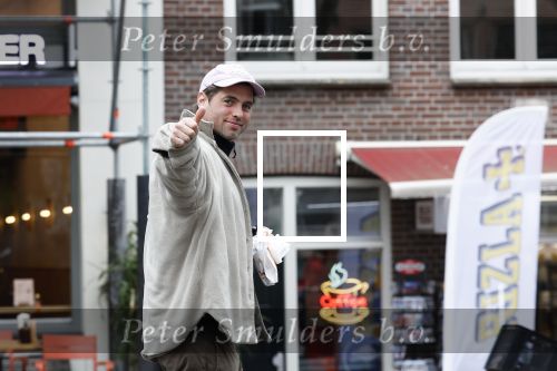 Amsterdam 21 maart 2024
Manuel Broekman haalt broodje in het centrum van Amsterdam .