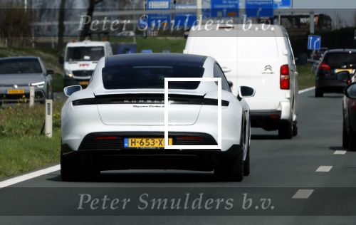 Hoogwoud 29 maart 2024
Marco Borsato en een vriend bij tuincentrum de Boet . Marco ging daar naartoe in zijn porsche Taycan.