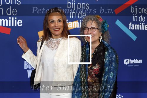 Amsterdam 15 maart 2024
Boekenbal in de stadschouwburg. Marion Bloem met een vriendin