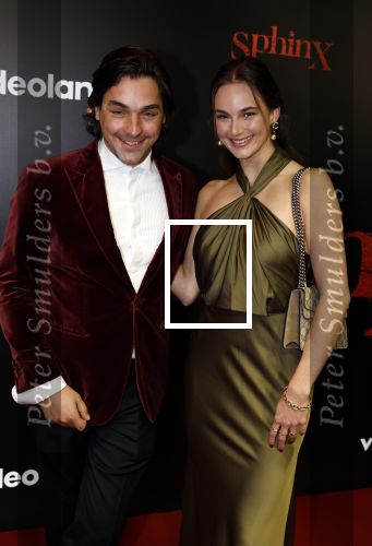 Amsterdam 18 maart 2024
Premiere Spinx in Pathe Tuschinski met in de cast oa Andrea Vass Benja Bruijning Chardonnay Rillen Delilah Warcup v Eyck Eva v Heijningen Marvcel Hensema Rami Kooti Arab Rifka Lodeizen Sallie Harmsen en Sil v d Zwan. Mark Baanders met een vriendin