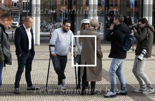 Den Bosch 19 maart 2024
Rechtszaak Peter Gillis tegen de FIOD in de rechtbank van Den Bosch .
Ook aanwezig zijn vriendin Wendy v Hout en zijn kinderen Mark Gillis en Ruud Gillis . Mark Gillis op krukken