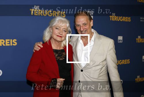 Rotterdam 13 maart 2024
Premiere de terugreis met oa Martin v Waardenberg en Leny Breederveld.