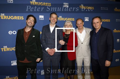 Rotterdam 13 maart 2024
Premiere de terugreis met oa Martin v Waardenberg en Leny Breederveld.