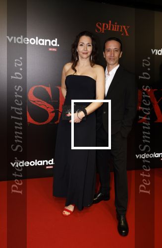 Amsterdam 18 maart 2024
Premiere Spinx in Pathe Tuschinski met in de cast oa Andrea Vass Benja Bruijning Chardonnay Rillen Delilah Warcup v Eyck Eva v Heijningen Marvcel Hensema Rami Kooti Arab Rifka Lodeizen Sallie Harmsen en Sil v d Zwan. Meriyem Manders en Chems Eddine Amar