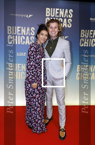 Amsterdam 4 maart 2024
Premiere Buenas Chicas in Tuschinski met oa Susan radder Noel v Kleef Britt Scholte Thijs Boermans Juvat westendorp Robin FringsFelice Poppeliers en Christina Zaragoza. Moise Trustfull en Kaj v d Voort