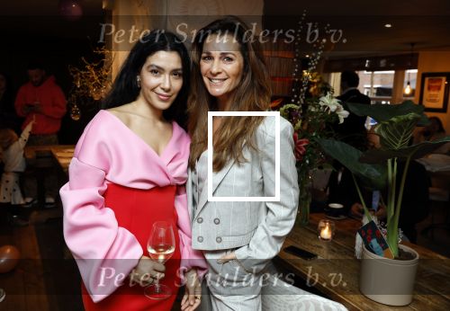 Amsterdam 22 maart 2024
Opening restaurant Poppy\'s van Moise Trustfull  Britt Scholte en Carola Kirschbaum . Moise Trustfull met haar moeder Quinty Trustfull