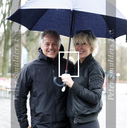 Heerenveen 24 maaart 2024
De hollandse 100 wordt dit jaar gereden in Thyalf . Aanwezig oa Prins Bernhard Prinses Annette Samuel v Vollenhoven Benjamin v Vollenhoven Prinses Margriet Mr Pieter v Vollenhoven Prins Maurits Lucas v Vollenhoven en  Prins Pieter Christiaan . Verder aanwezig Simon Keizer Bas Muijs (en vrouw) Marianne Timmer Benjamin Aslan Joy Beune Eduard Schaepman met zijn zoon en Rob Kamphues met vriendin.  Monique des Bouvrie en Otto Klein