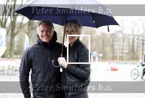 Heerenveen 24 maaart 2024
De hollandse 100 wordt dit jaar gereden in Thyalf . Aanwezig oa Prins Bernhard Prinses Annette Samuel v Vollenhoven Benjamin v Vollenhoven Prinses Margriet Mr Pieter v Vollenhoven Prins Maurits Lucas v Vollenhoven en  Prins Pieter Christiaan . Verder aanwezig Simon Keizer Bas Muijs (en vrouw) Marianne Timmer Benjamin Aslan Joy Beune Eduard Schaepman met zijn zoon en Rob Kamphues met vriendin.  Monique des Bouvrie en Otto Klein