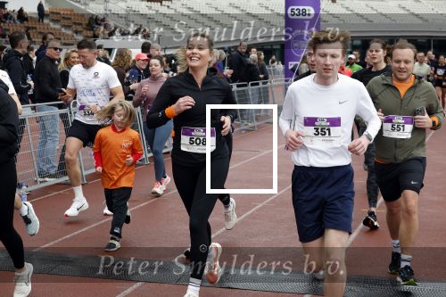 Amsterdam 16 maart 2024
Radio 538 run tbv het Prinses Maxima Centrum in het Olympisch stadion. Oa aanwezig 
Naomi v As en Marielle Smit