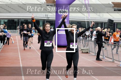 Amsterdam 16 maart 2024
Radio 538 run tbv het Prinses Maxima Centrum in het Olympisch stadion. Oa aanwezig 
Naomi v As en Marielle Smit
