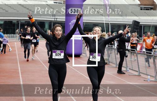 Amsterdam 16 maart 2024
Radio 538 run tbv het Prinses Maxima Centrum in het Olympisch stadion. Oa aanwezig 
Naomi v As en Marielle Smit
