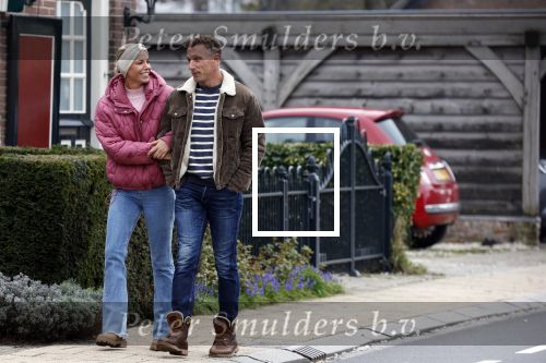 Wijdemeren 17 maart 2024
Nicolette Kluijver met haar nieuwe vriend Milan aan het wandelen .