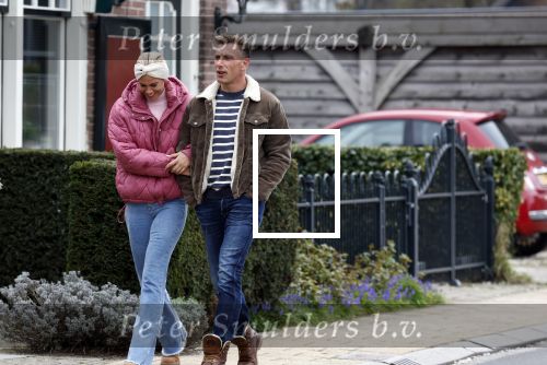 Wijdemeren 17 maart 2024
Nicolette Kluijver met haar nieuwe vriend Milan aan het wandelen .