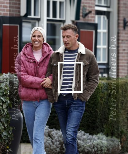 Wijdemeren 17 maart 2024
Nicolette Kluijver met haar nieuwe vriend Milan aan het wandelen .