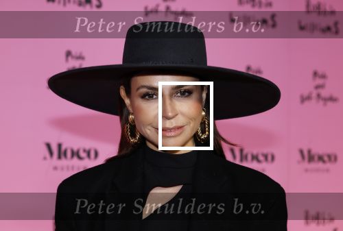 Amsterdam 7 maart 2024
Opening expositie Robbie Williams in het Moco museum. Olcay Gulsen kwam met haar zus Dolshe