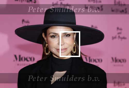 Amsterdam 7 maart 2024
Opening expositie Robbie Williams in het Moco museum. Olcay Gulsen kwam met haar zus Dolshe