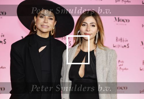 Amsterdam 7 maart 2024
Opening expositie Robbie Williams in het Moco museum. Olcay Gulsen kwam met haar zus Dolshe