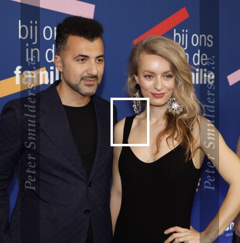 Amsterdam 15 maart 2024
Boekenbal in de stadschouwburg. Ozcan Akyol  en partner Anna van den Breemer (Eus)
