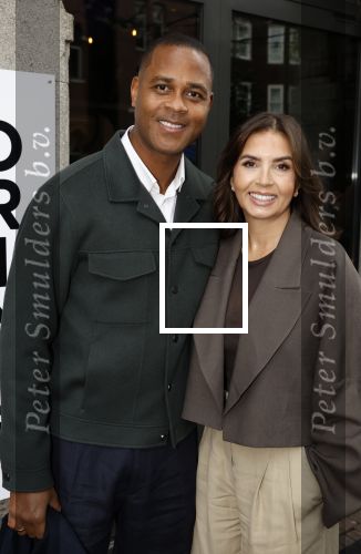 Amsterdam 27 maart 2024
Boekpresentatie Nino Wilkes in boom boom Chicago. Patrick Kluivert met Rossana Kluivert
