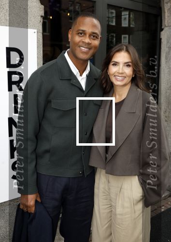 Amsterdam 27 maart 2024
Boekpresentatie Nino Wilkes in boom boom Chicago. Patrick Kluivert met Rossana Kluivert