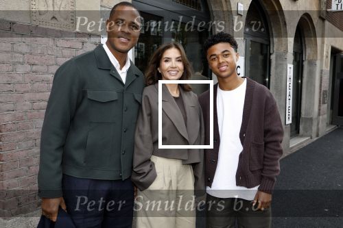 Amsterdam 27 maart 2024
Boekpresentatie Nino Wilkes in boom boom Chicago. Patrick Kluivert met Rossana Kluivert en Shane Kluivert