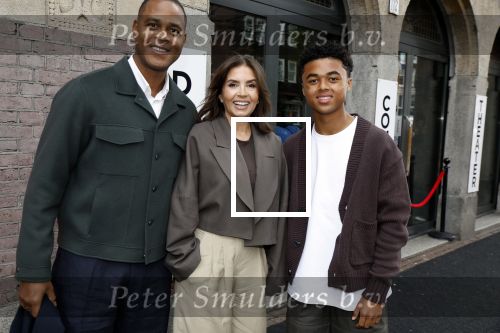 Amsterdam 27 maart 2024
Boekpresentatie Nino Wilkes in boom boom Chicago. Patrick Kluivert met Rossana Kluivert en Shane Kluivert