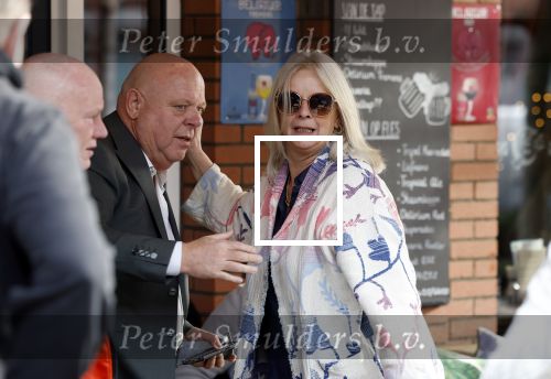 Den Bosch 19 maart 2024
Rechtszaak Peter Gillis tegen de FIOD in de rechtbank van Den Bosch .
Ook aanwezig zijn vriendin Wendy v Hout en zijn kinderen Mark Gillis en Ruud Gillis .