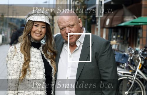 Den Bosch 19 maart 2024
Rechtszaak Peter Gillis tegen de FIOD in de rechtbank van Den Bosch .
Ook aanwezig zijn vriendin Wendy v Hout en zijn kinderen Mark Gillis en Ruud Gillis .
