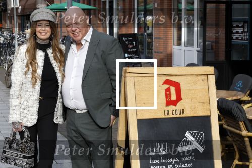 Den Bosch 19 maart 2024
Rechtszaak Peter Gillis tegen de FIOD in de rechtbank van Den Bosch .
Ook aanwezig zijn vriendin Wendy v Hout en zijn kinderen Mark Gillis en Ruud Gillis .