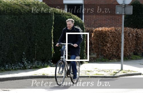 Enschede 2 maart 2024
Pieter Omtzigt vertrekt op de fiets vanaf zijn huis naar voetbalclub Emos.