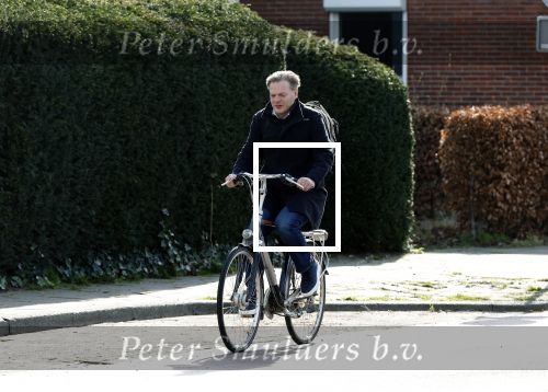 Enschede 2 maart 2024
Pieter Omtzigt vertrekt op de fiets vanaf zijn huis naar voetbalclub Emos.