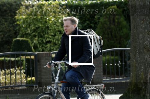 Enschede 2 maart 2024
Pieter Omtzigt vertrekt op de fiets vanaf zijn huis naar voetbalclub Emos.