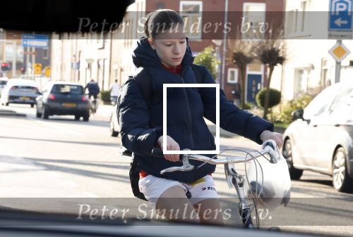 Enschede 2 maart 2024
Pieter Omtzigt vertrekt op de fiets vanaf zijn huis naar voetbalclub Emos. dochter Pieter Omtzigt