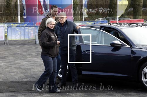 Heerenveen 24 maaart 2024
De hollandse 100 wordt dit jaar gereden in Thyalf . Aanwezig oa Prins Bernhard Prinses Annette Samuel v Vollenhoven Benjamin v Vollenhoven Prinses Margriet Mr Pieter v Vollenhoven Prins Maurits Lucas v Vollenhoven en  Prins Pieter Christiaan . Verder aanwezig Simon Keizer Bas Muijs (en vrouw) Marianne Timmer Benjamin Aslan Joy Beune Eduard Schaepman met zijn zoon en Rob Kamphues met vriendin.  Monique v Vollenhoven en Otto Klein