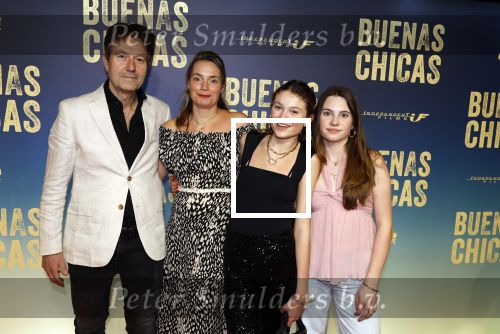 Amsterdam 4 maart 2024
Premiere Buenas Chicas in Tuschinski met oa Susan radder Noel v Kleef Britt Scholte Thijs Boermans Juvat westendorp Robin FringsFelice Poppeliers en Christina Zaragoza. Pim v Hoeve
