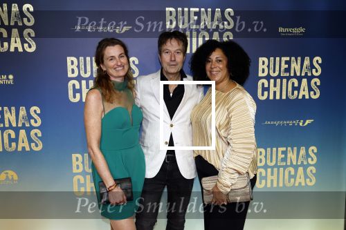 Amsterdam 4 maart 2024
Premiere Buenas Chicas in Tuschinski met oa Susan radder Noel v Kleef Britt Scholte Thijs Boermans Juvat westendorp Robin FringsFelice Poppeliers en Christina Zaragoza. Pim v Hoeve