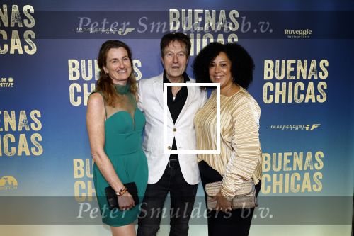 Amsterdam 4 maart 2024
Premiere Buenas Chicas in Tuschinski met oa Susan radder Noel v Kleef Britt Scholte Thijs Boermans Juvat westendorp Robin FringsFelice Poppeliers en Christina Zaragoza. Pim v Hoeve